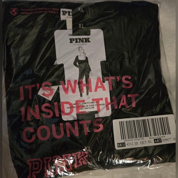 Victoria's Secret Pure Black Bling Thermal Pjs. Brand New 💎 - Picture 4 of 7